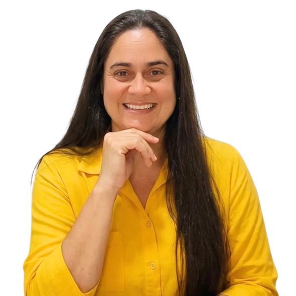 Claudia Paschoal Portrait